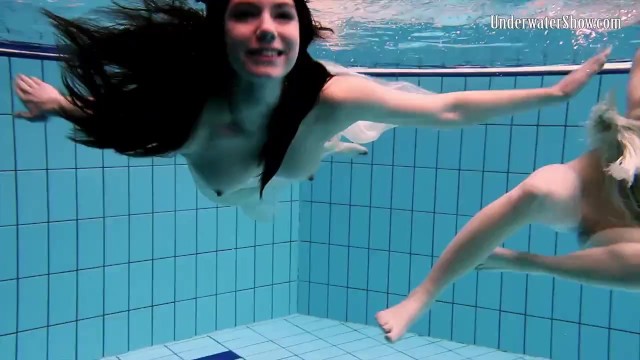 Andrejka and Anetta underwater hot lesbians