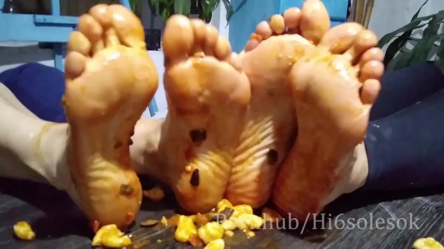 Two Amazons feet footsie, food crush GNOCCHI and toelocking