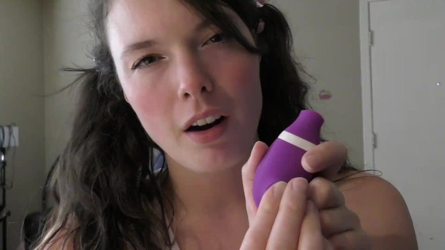 Girl Sucks Vibrator - Sucking and Licking Vibrator Sex Toy Review - Pornhub.com