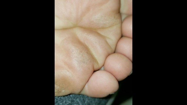 Feet;Exclusive;Verified Amateurs;Solo Female;Vertical Video kink, daily-foot-fetish, foot-fetish-daily, foot-fetish, barefoot, barefooted, foot, feet, close-up, close-up-foot