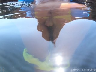 Underwater Sex Big Wet Butt Tight Pussy - AmateurISEEME