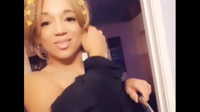 Hung Light Skin Shemale - Light Skinned Sexy TS Sucks 18 Y/o THICK Puerto Rican DL Dick and Gets  Mouth Full of BBC - Pornhub.com