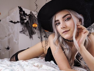 Video cute horny witch gets facial and swallows cum eva elfie