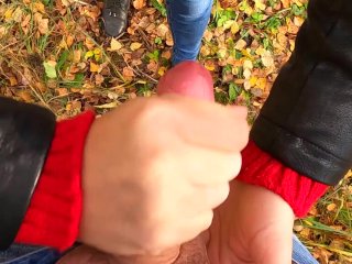 Caught_While Finish Me Off!Risky Public Handjob by Cute Teen in Forest