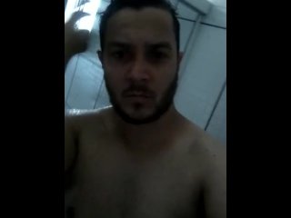 Homem Gordo Tomando Banho De Pau Duro