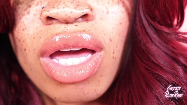 LipstickFetish LipstickSlave BigLips EbonyLips LipsJoi LipsTease