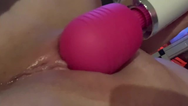 Watch my pussy drip as I vibrate on my clit 9