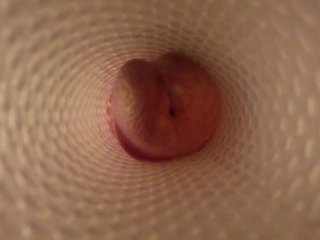 Il Baise Un Fleshlight - A Quoi Ça Ressemble De L'Intérieur?