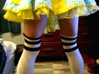 Hot Punk Wife Pissing In Her Dress!