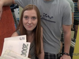 Hunt4K. Muscled Bf Watches How Well-Shaped Teen Girl Cheats