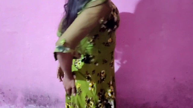 640px x 360px - Indian Desi Girl in Hard Fucking in Pussy - Pornhub.com