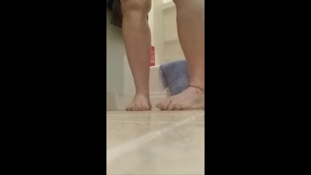 Foot Feet Fetish Pissing with slomo slow motion BBW Mature MILF full bush hairy 7