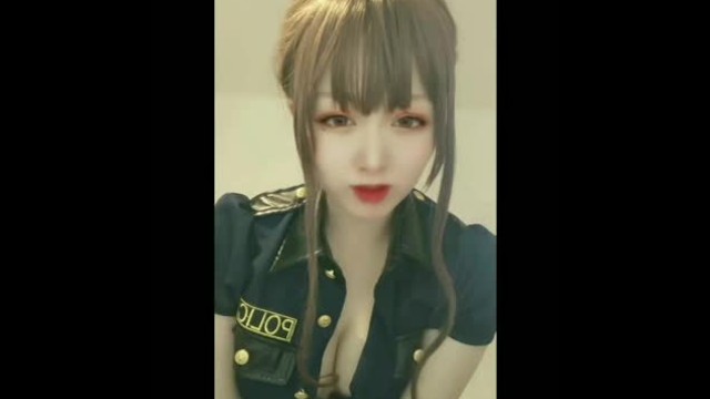 Fact-finding until a new female police officer arrests a HENTAI criminal 12