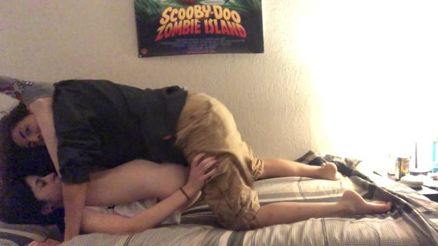 Young Lesbian Fucks Girlfriend With Strapon