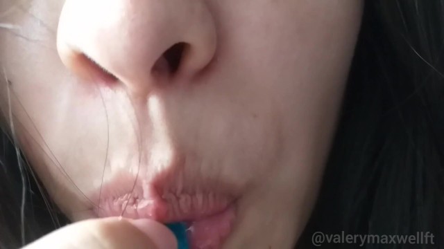 Giantess tease and vore 4