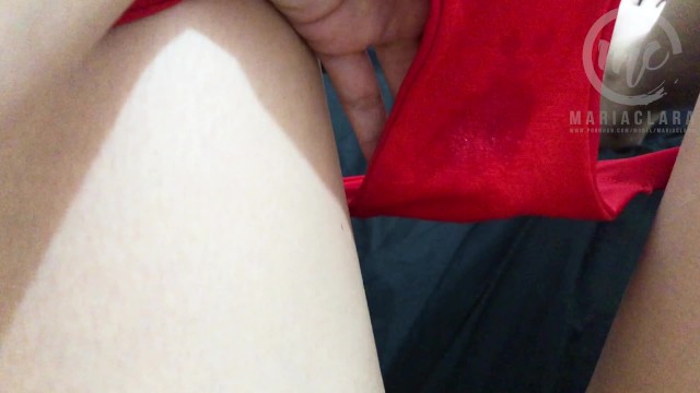 젖은 팬티와 젖은 Clit 씨를 오르가즘 수축 POV에 담그십시오.
