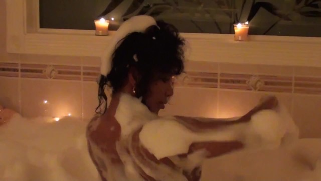 Erotic Soapy Bathtub Flexing Sexy Muscles by Pornstar Goddess 10