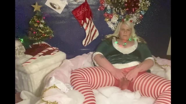 Busty BBW Mrs.Claus missing Santa’s Candy Cane! 18
