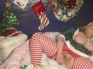Busty BBW Mrs.Claus missing Santa’s Candy_Cane!