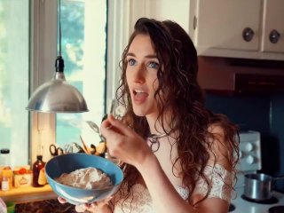 Make Ice Cream With Piper Blush