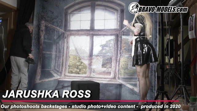 425-Backstage Photoshoot Jarushka Ross - Latex cosplay 13