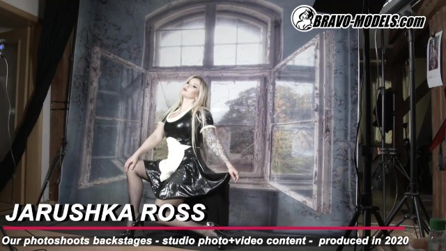 425-Backstage Photoshoot Jarushka Ross - Latex cosplay 13