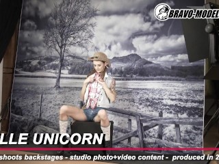 427-BackstagePhotoshoot Adelle Unicorn - Cosplay