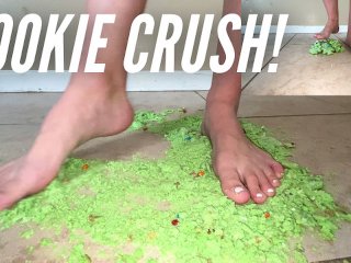 Food Crush Fetish Cookie Smash With My Feet