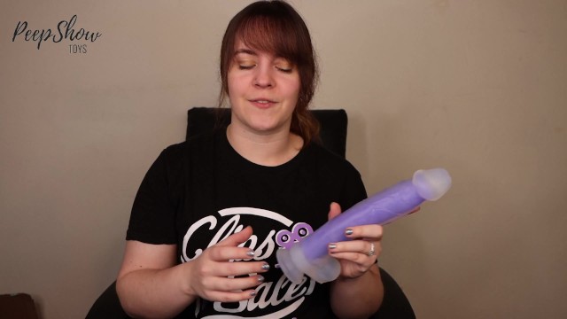 Toy Review - Evolved Luminous Stud Large Glow in the Dark Dildo, Dual-Density Silicone 20