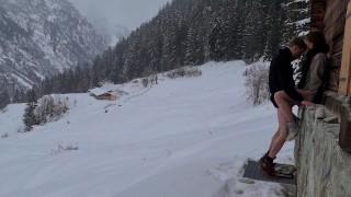 Couple HIDE TO FUCK while hiking IN THE SNOW,mountain forest and birdsong, romantic intimate love