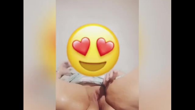 Young BBW shocked at how much she squirts! 43