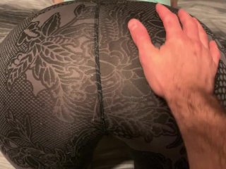 Horny Stepsister With Perfect Ass Lets Me Rub Her Ass And Pussy In Leggings