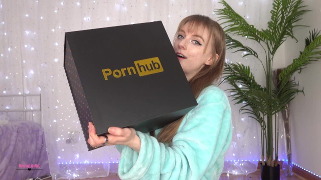 640px x 360px - PH Box Unboxing try on & thank Yous - Pornhub.com