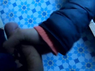 Risky Flash Pays Off! Real Stranger, Scared At First, Gives Helping Handjob In Big Store