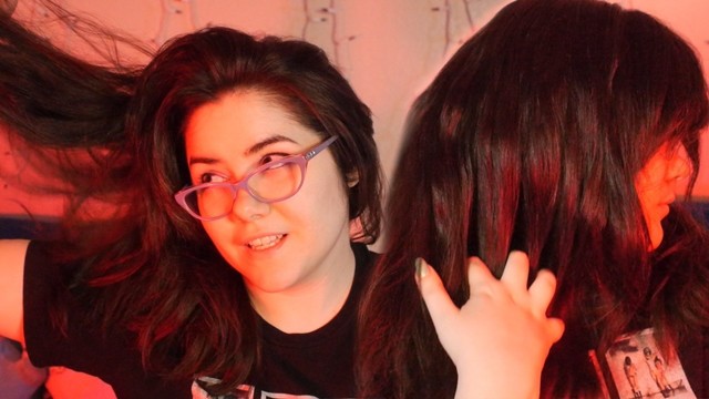 Exclusive;Verified Amateurs;Solo Female hair, hair-fetish, non-nude, glasses, cat-eye-glasses, t-shirt, amateur, candid, all-natural, long-nails, finger-combing, combing-hair, shiny-hair, medium-length-hair, thick-hair, catpaws