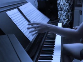 Trying_to hold my pee while playing piano