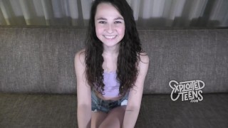Vídeos pornôs grátis - Exxx Teens Liz Jordan Confira Este Adolescente De Tamanho Divertido Com Uma Bunda Em Forma De Coração