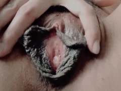 BEAUTIFUL WET PULSATING PUSSY CLOSE UP 