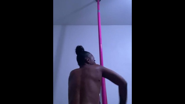 Pole dance make me wet 17