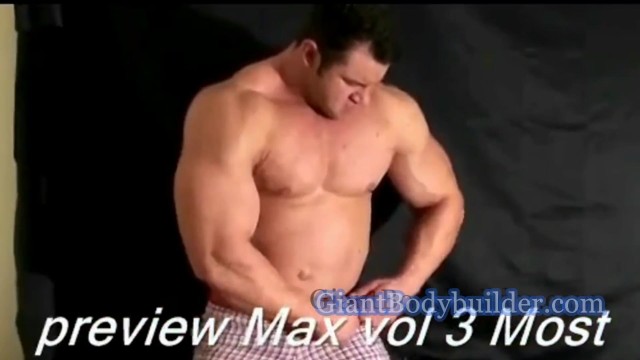Huge Bodybuilder - When I Met the Legendary Bodybuilder Max, Huge Giant! - Pornhub.com