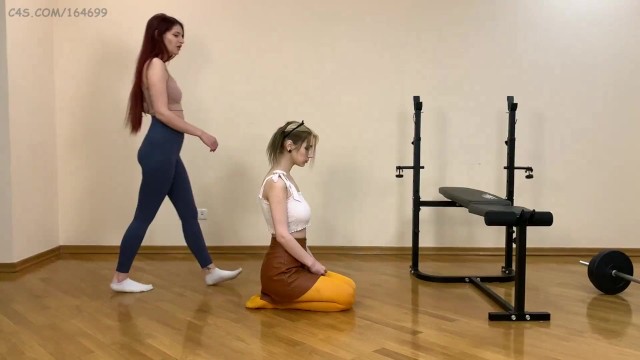 First Time Lezdom Ass Worship With Mistress Sofi and Kitty-Girl