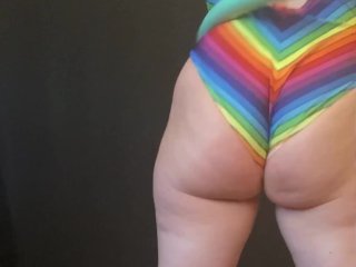 Hula Hooping Rainbow Pawg Chillin On A Saturday