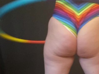 Hula hooping rainbow PAWG chillin on a_Saturday