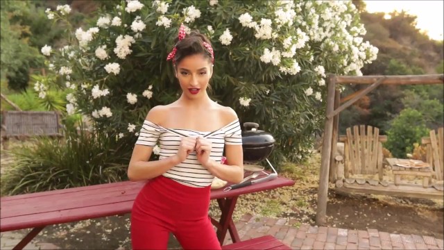 On a romantic picnic Emily Willis decides that her pussy is the main course 5