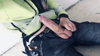 Plumber Ready To Fuck During A Lunchbreak