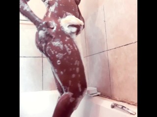 Horny ebony_babe in a hot bubble_bath