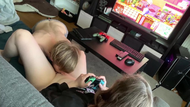 Gamer Girl Gets Licked while she Plays Animal Crossing, then he Fucks her -  Pornhub.com