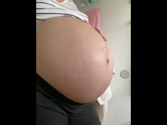 9 months pregnant sfw tease