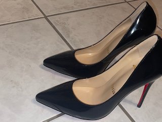Girlfriends New Heels Blessed With Cum