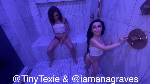 Ana graves fucks Midget Tiny Texie sex tape in the shower - Ana Graves, Tiny Texie